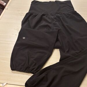 lululemon athletica High-Waisted Black Joggers